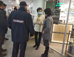 В Пензе в торговых центрах оштрафовали посетителей без масок