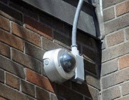 В Пензе грабитель украл камеру, снявшую его преступление. ВИДЕО