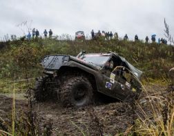 Джипы грязи не боятся: под  Пензой  прошли гонки по бездорожью