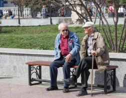 В России могут сравнять пенсионный возраст мужчин и женщин 