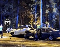 На Лермонтова в ДТП попали три автомобиля