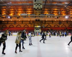 В Рубине организовали дополнительные сеансы катания на коньках 