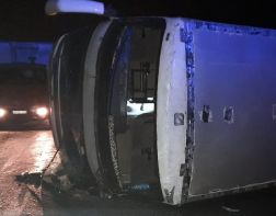 ﻿Под Рязанью ночью опрокинулся автобус с пассажирами из Пензы