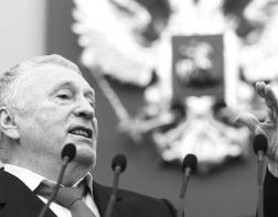 Олег Мельниченко отреагировал на смерть Жириновского