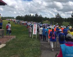 На фестиваль скандинавской ходьбы собрались более 600 человек