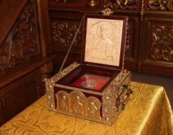 В Пензу привезли мощи святителя Николая Чудотворца