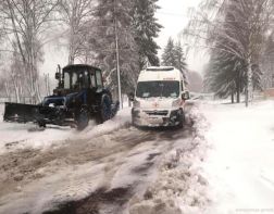 Коммунальные службы Пензы очищают город от снежных завалов