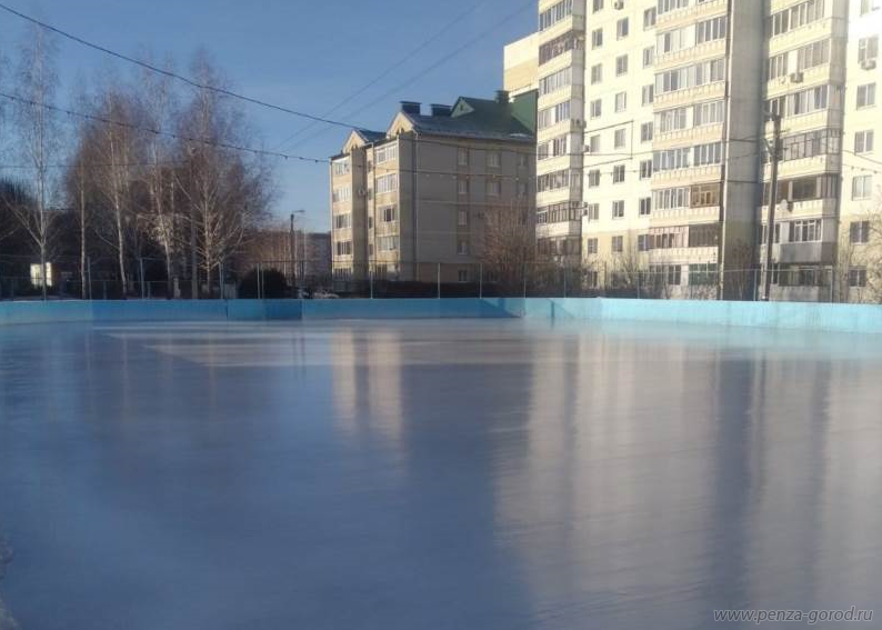В декабре в Пензе зальют 30 хоккейных площадок