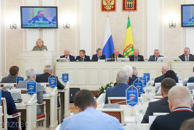 В Пензе депутаты отменили критерий нуждаемости для многодетных